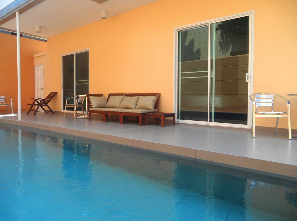 Gp Rooms Pool Guesthouse Pattaya ภายนอก รูปภาพ
