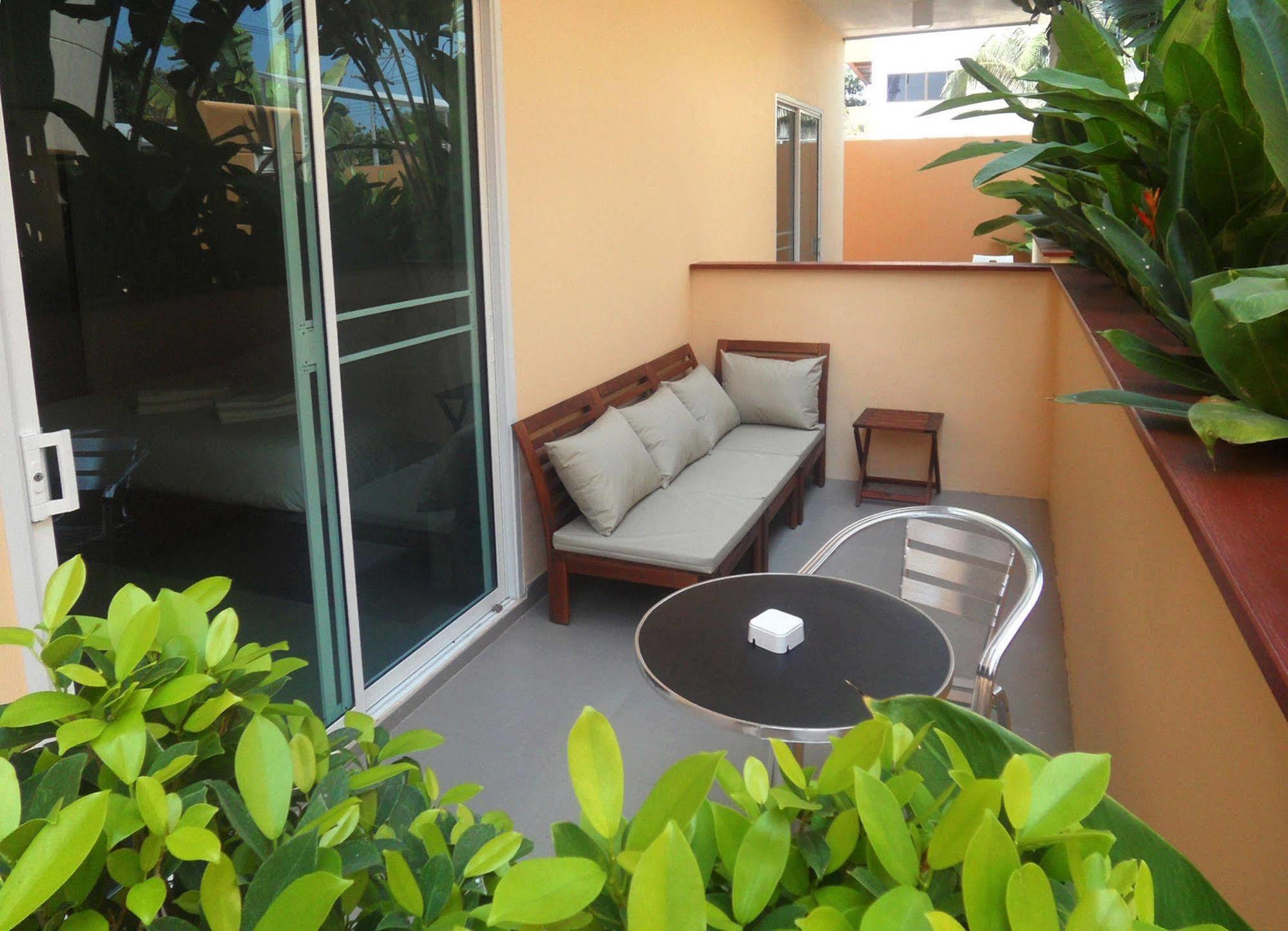 Gp Rooms Pool Guesthouse Pattaya ภายนอก รูปภาพ
