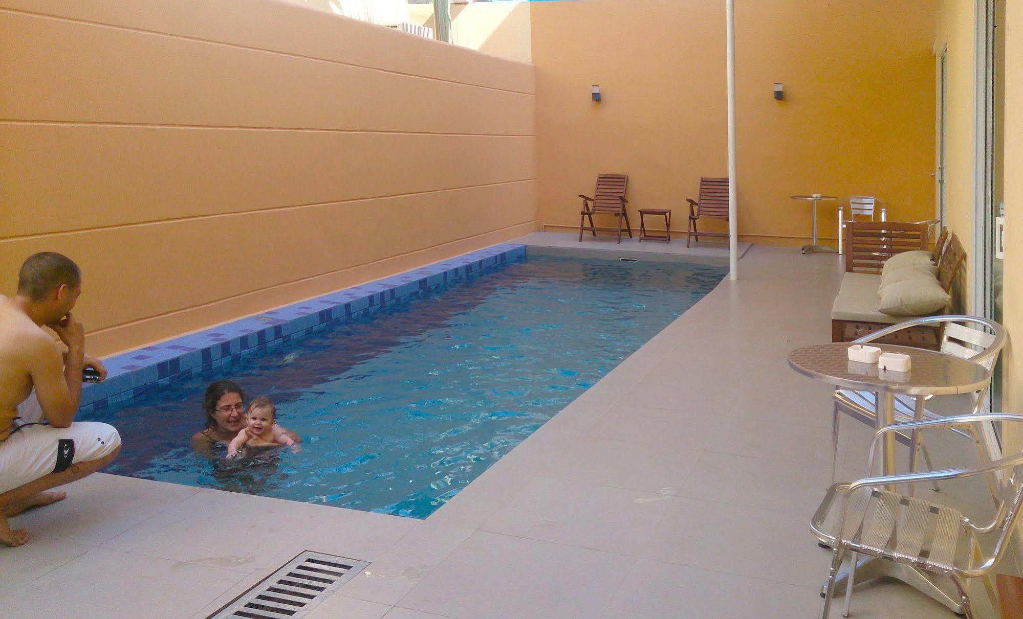 Gp Rooms Pool Guesthouse Pattaya ภายนอก รูปภาพ