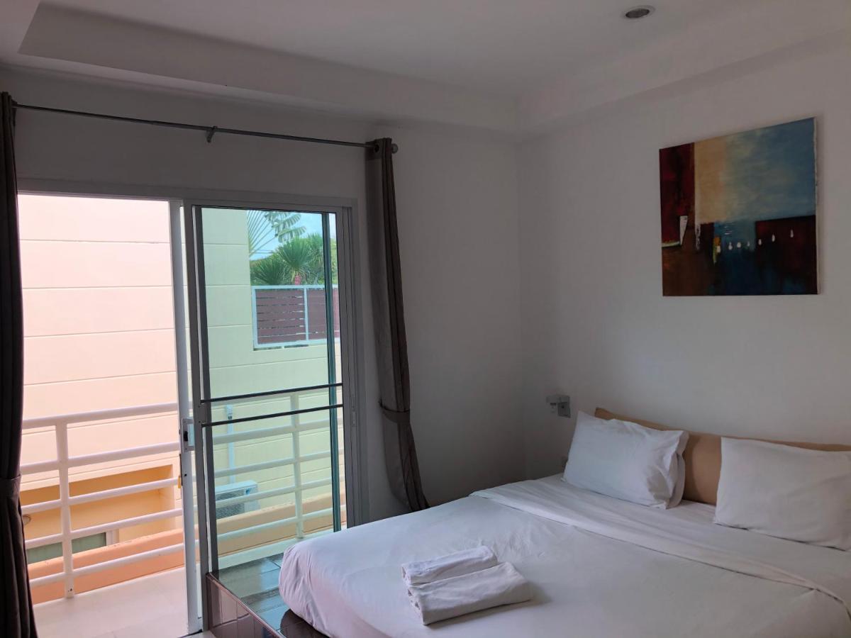 Gp Rooms Pool Guesthouse Pattaya ภายนอก รูปภาพ